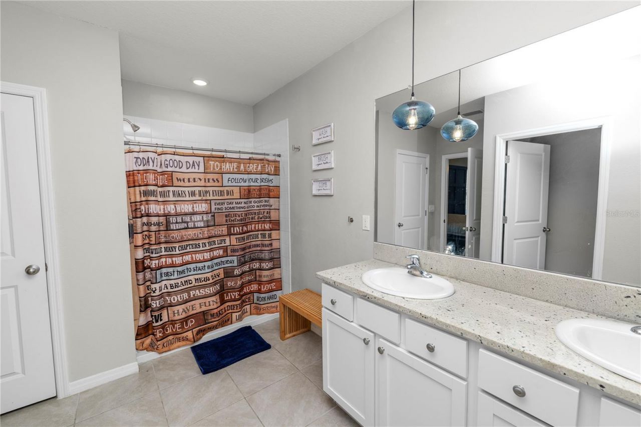 3231 Hilltop Circle , Lakewood Ranch, FL 34211 Photo