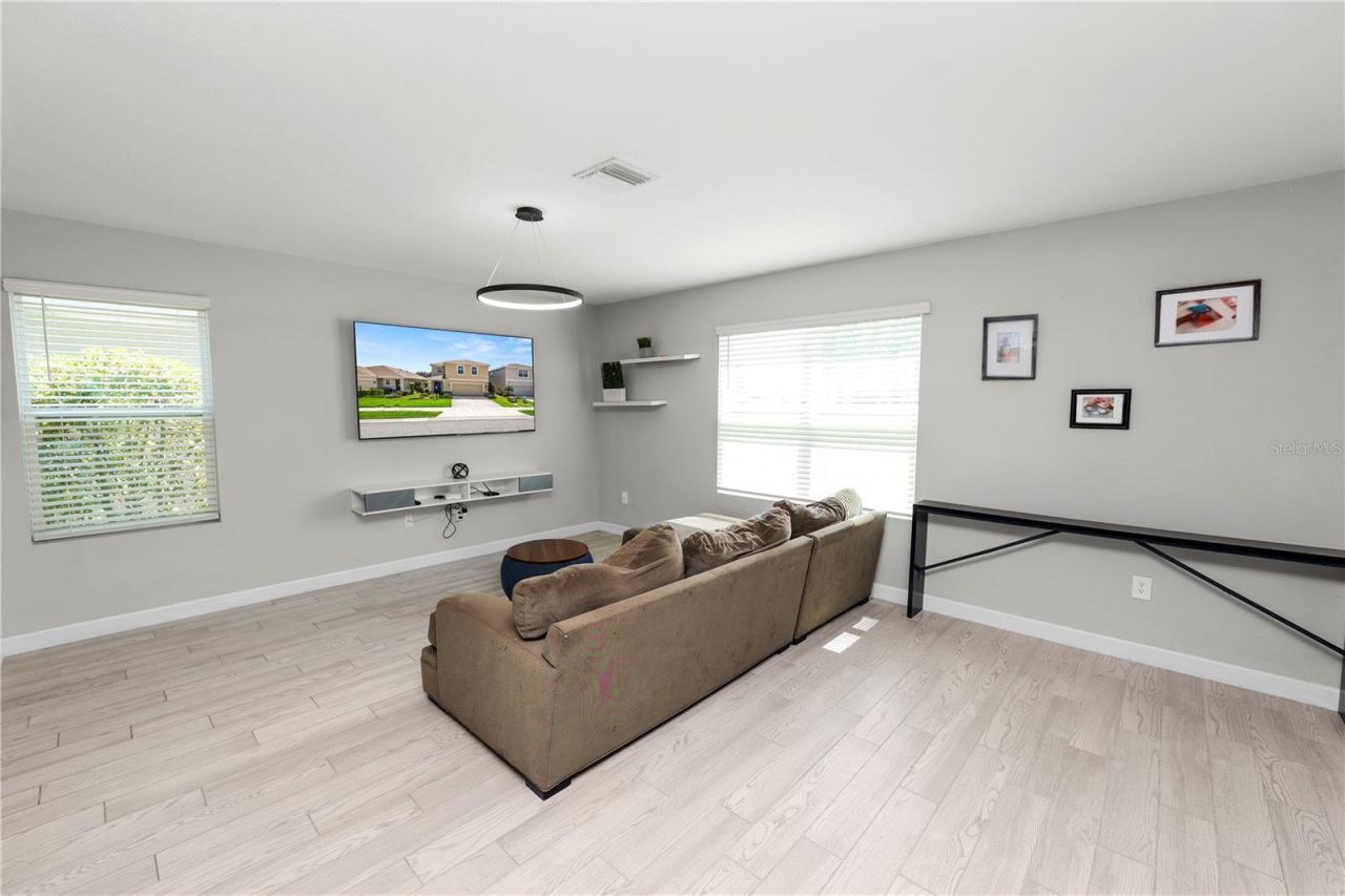 3231 Hilltop Circle , Lakewood Ranch, FL 34211 Photo