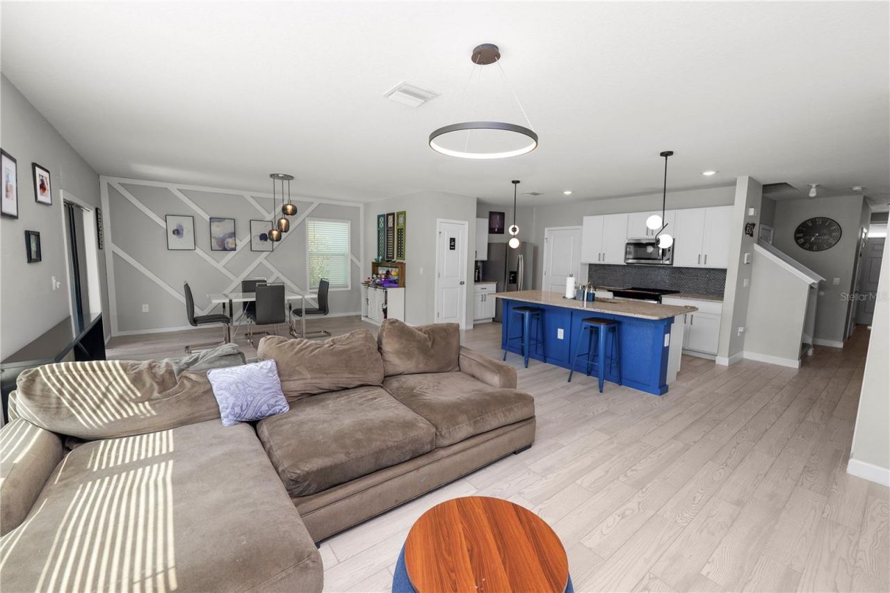 3231 Hilltop Circle , Lakewood Ranch, FL 34211 Photo