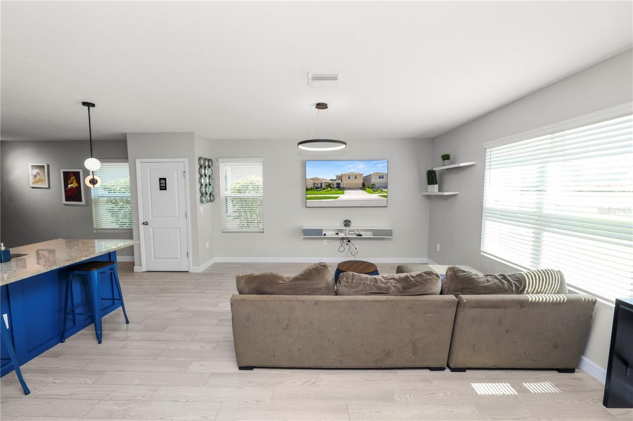 3231 Hilltop Circle , Lakewood Ranch, FL 34211 Photo