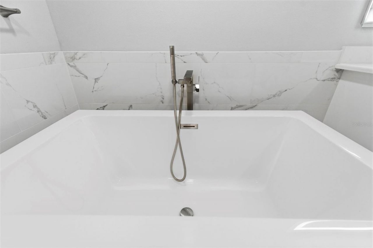 212 W 131st Avenue , Tampa, FL 33612 Photo