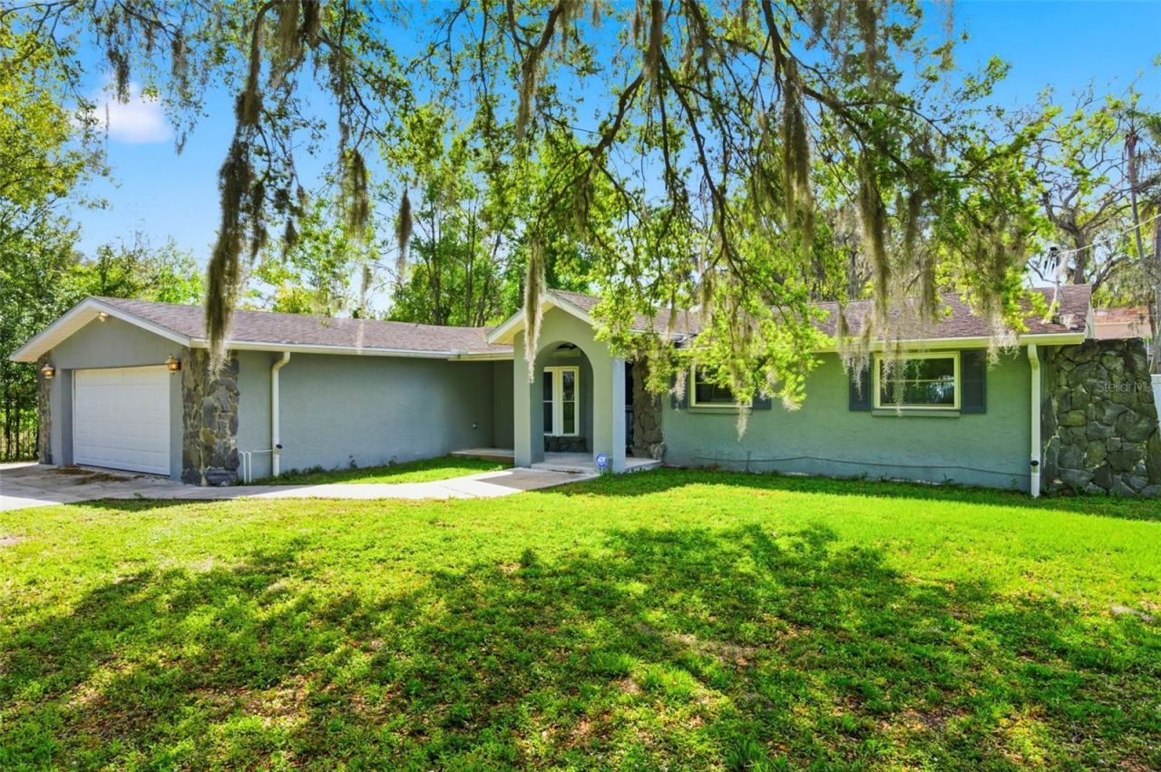 212 W 131st Avenue , Tampa, FL 33612 Photo