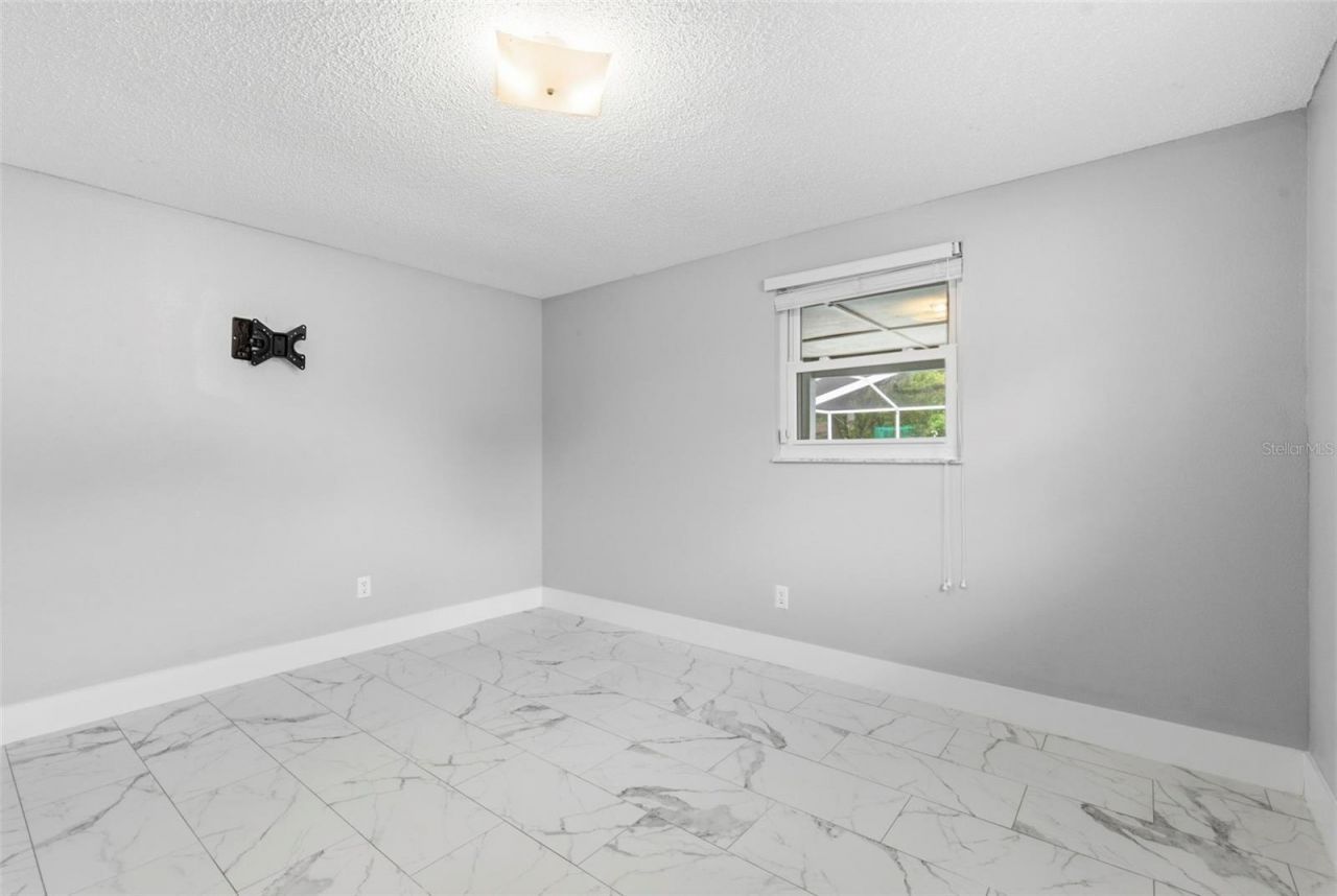 212 W 131st Avenue , Tampa, FL 33612 Photo