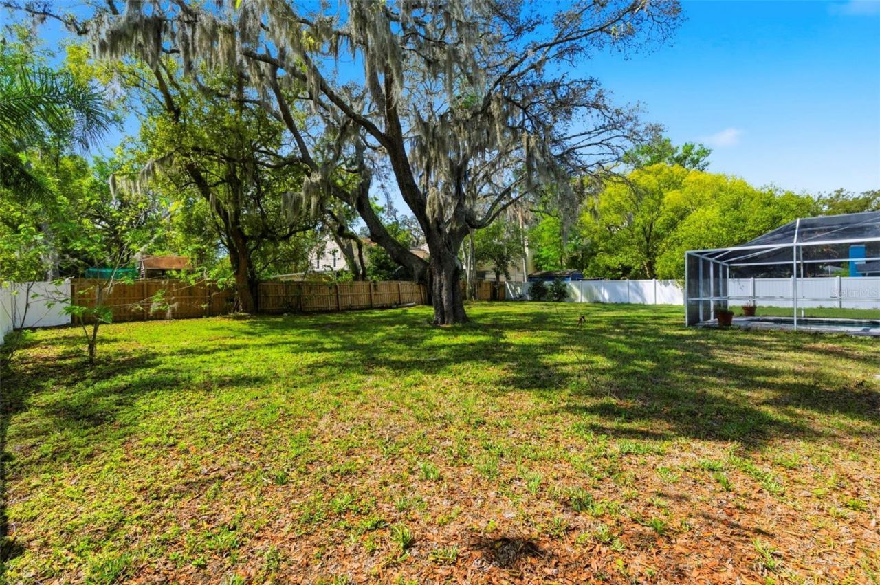 212 W 131st Avenue , Tampa, FL 33612 Photo