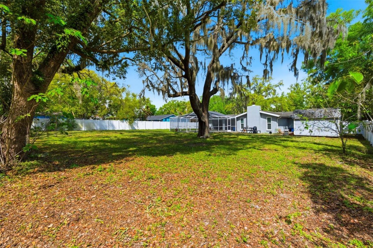 212 W 131st Avenue , Tampa, FL 33612 Photo