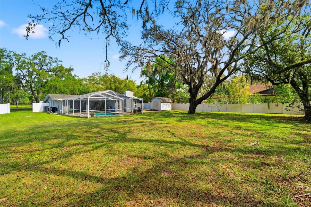 212 W 131st Avenue , Tampa, FL 33612 Photo