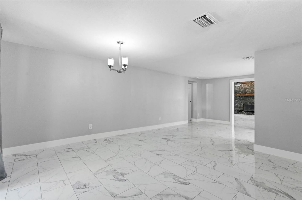 212 W 131st Avenue , Tampa, FL 33612 Photo