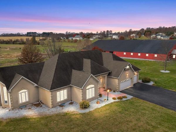 334 ROLLING LANE , ABBOTTSTOWN, PA 17301