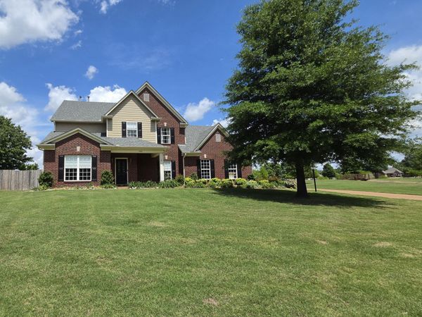 1808 Marcia Louise Drive, Southaven, MS 38672