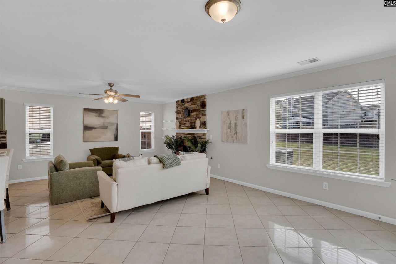 322 Drooping Leaf Road Photo 16