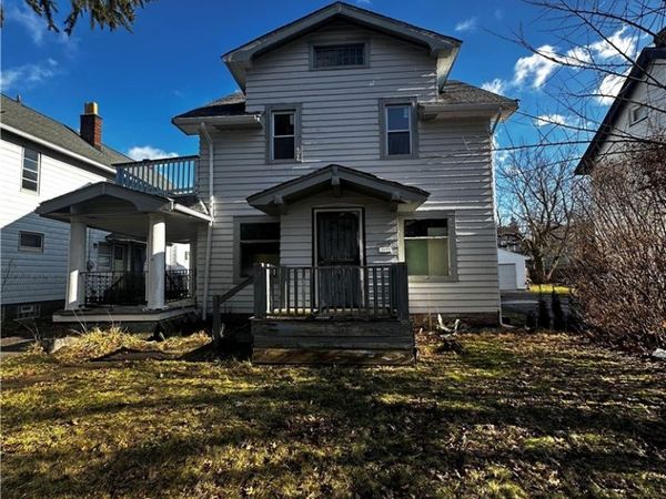 2083 N Taylor Road , Cleveland Heights, OH 44112