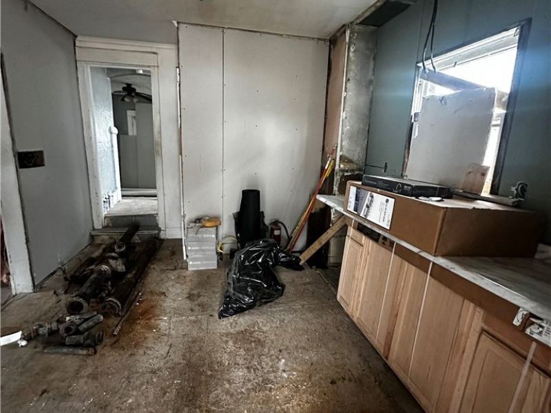 2083 N Taylor Road, Cleveland Heights, OH 44112 Photo 10