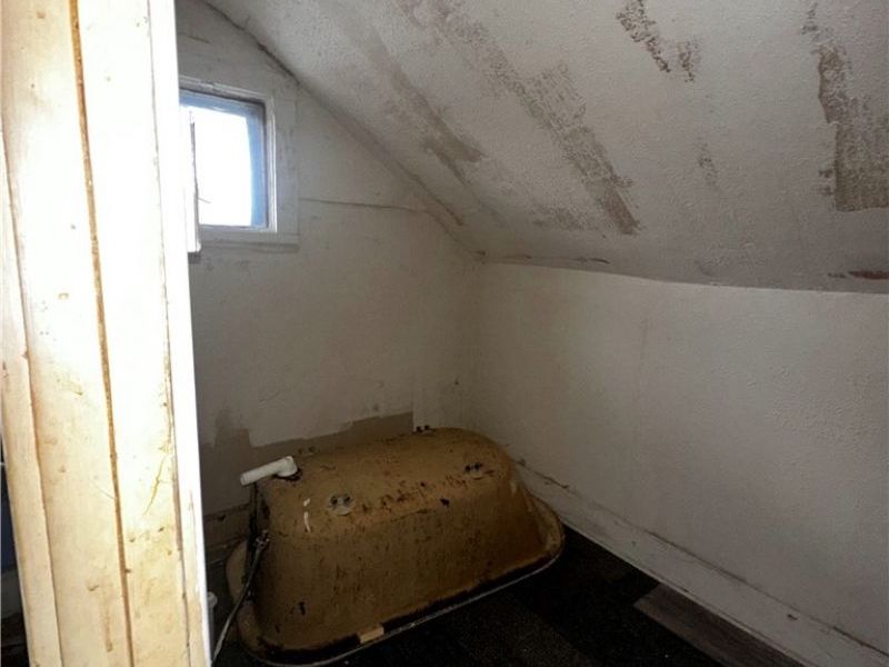 2083 N Taylor Road, Cleveland Heights, OH 44112 Photo 41