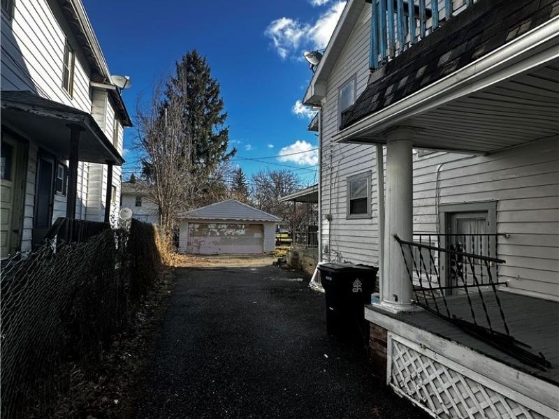 2083 N Taylor Road, Cleveland Heights, OH 44112 Photo 6