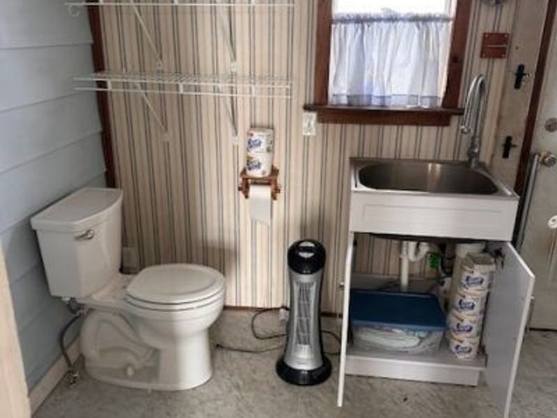 23 N State Street, Frazeysburg, OH 43822 Photo 22