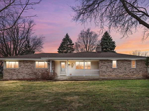 4630 Oakdale DRIVE, Racine, WI 53405