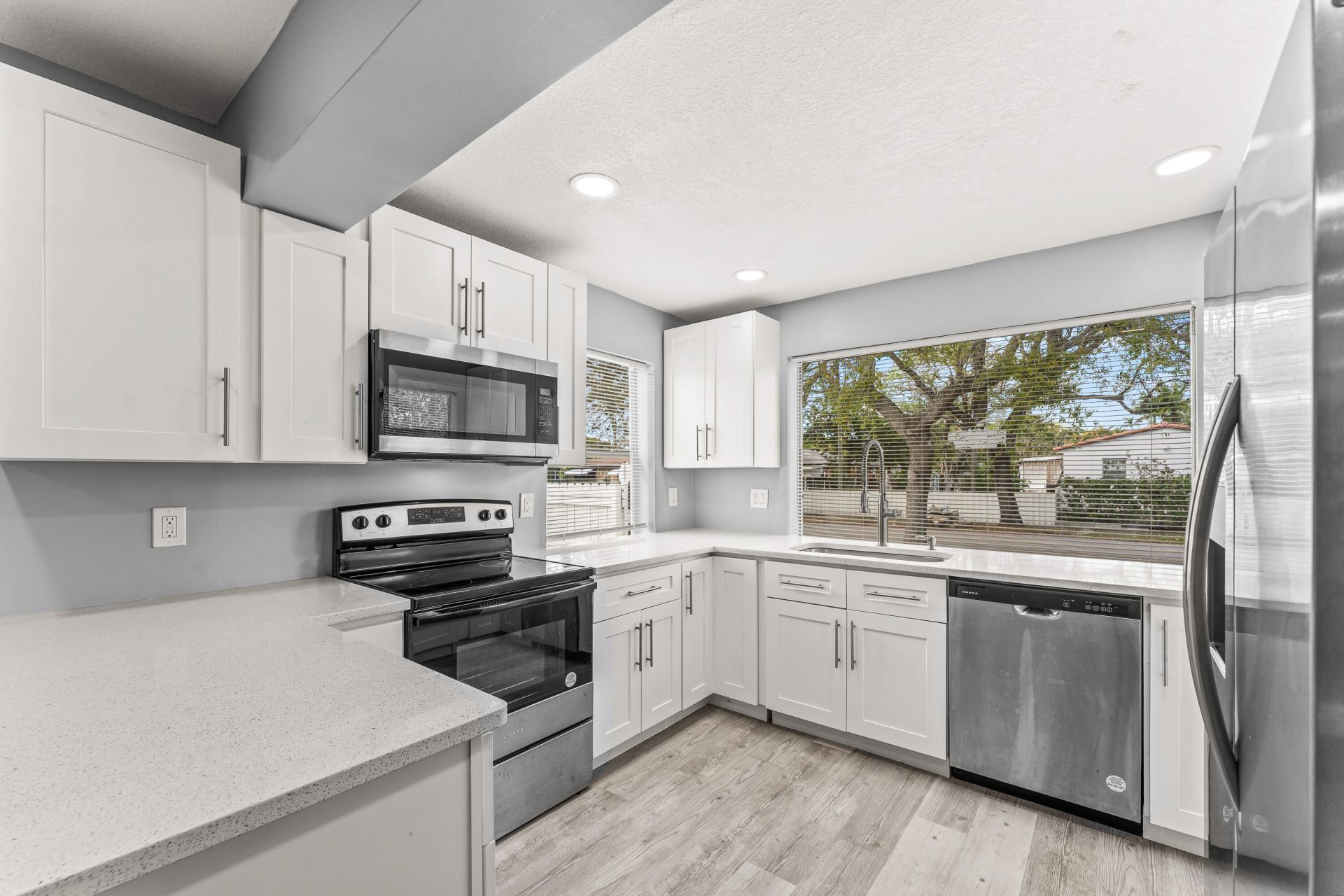 906 S 26th Avenue, Hollywood, FL 33020 Photo