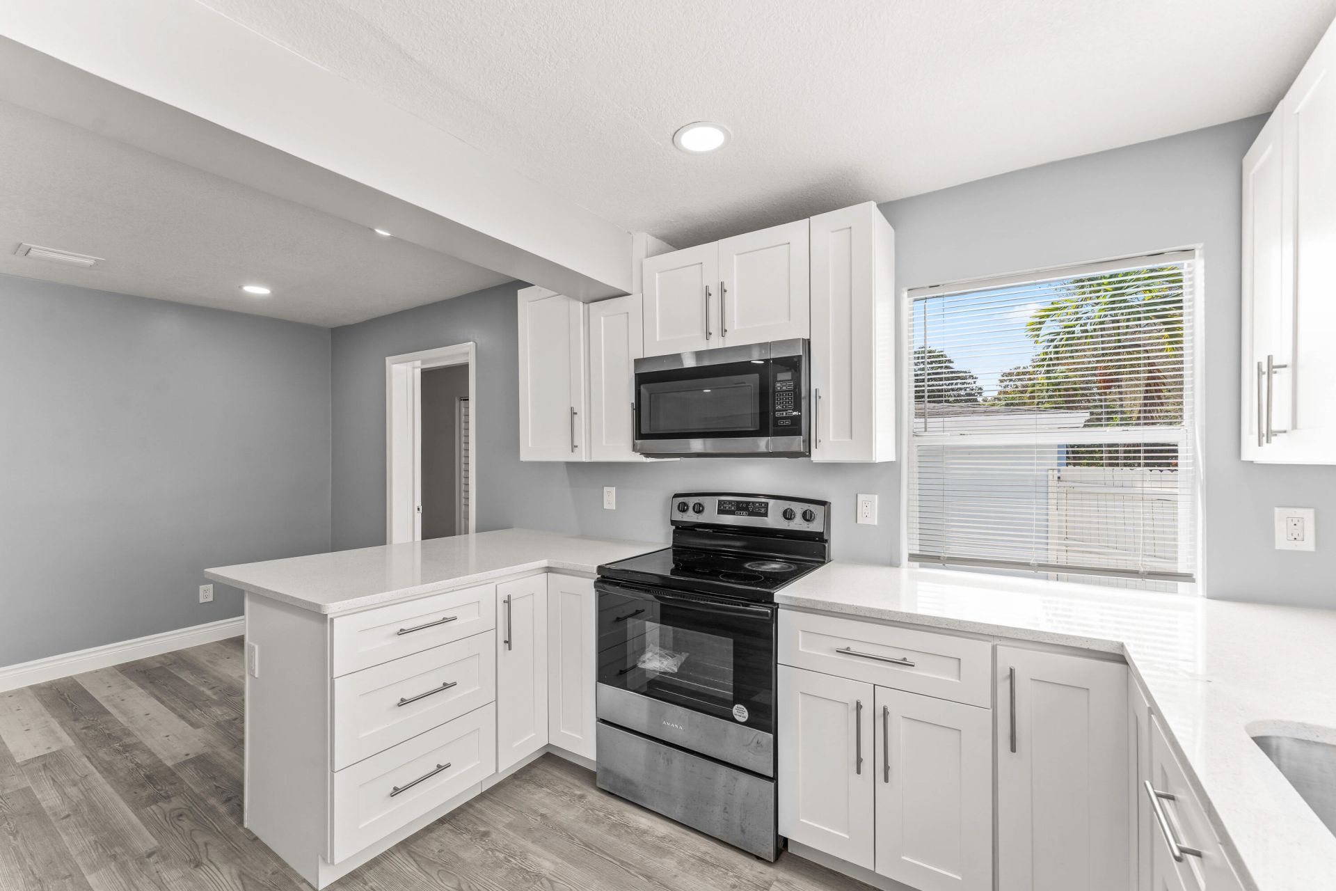 906 S 26th Avenue, Hollywood, FL 33020 Photo