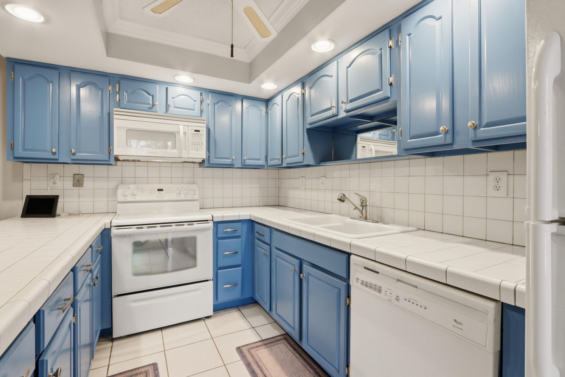 9 Atrium Circle, Unit C, Atlantis, FL 33462 Photo