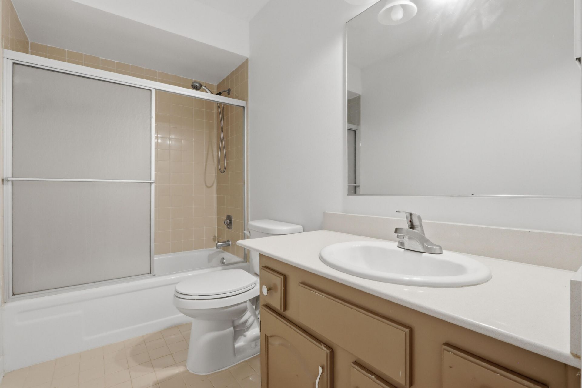 9 Atrium Circle, Unit C, Atlantis, FL 33462 Photo