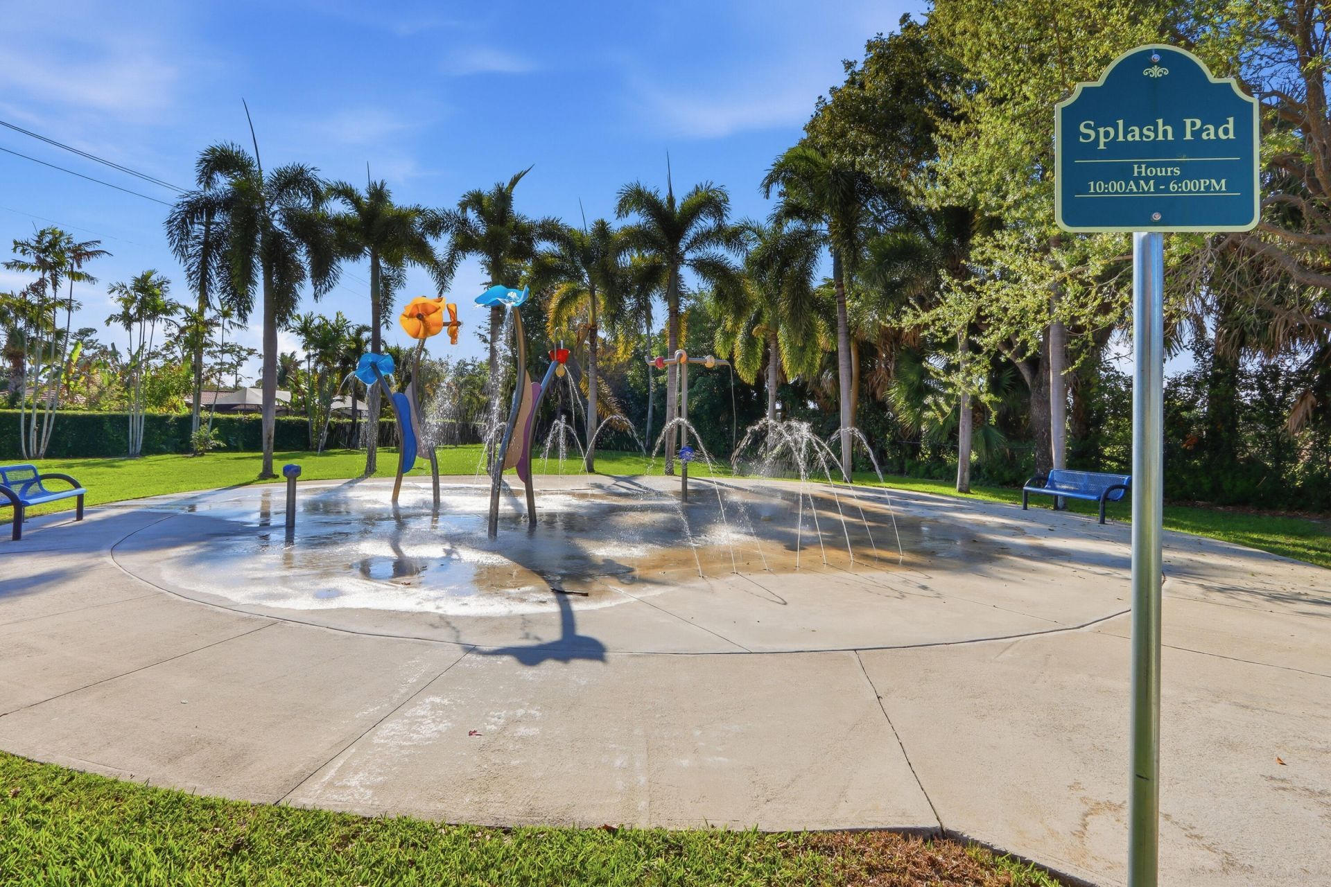 9 Atrium Circle, Unit C, Atlantis, FL 33462 Photo