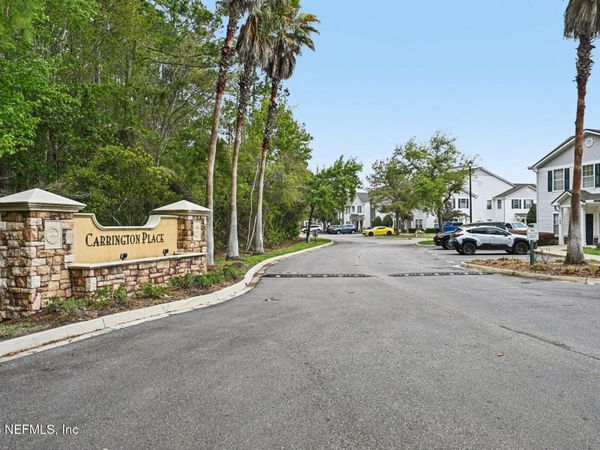 2200 MARSH HAWK Lane, Unit 113, Fleming Island, FL 32003