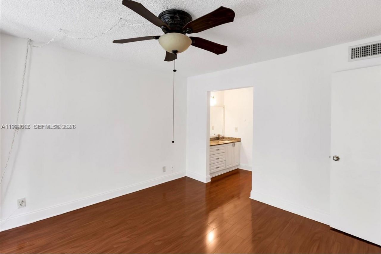 9430 Live Oak Pl , Unit 407, Davie, FL 33324 Photo