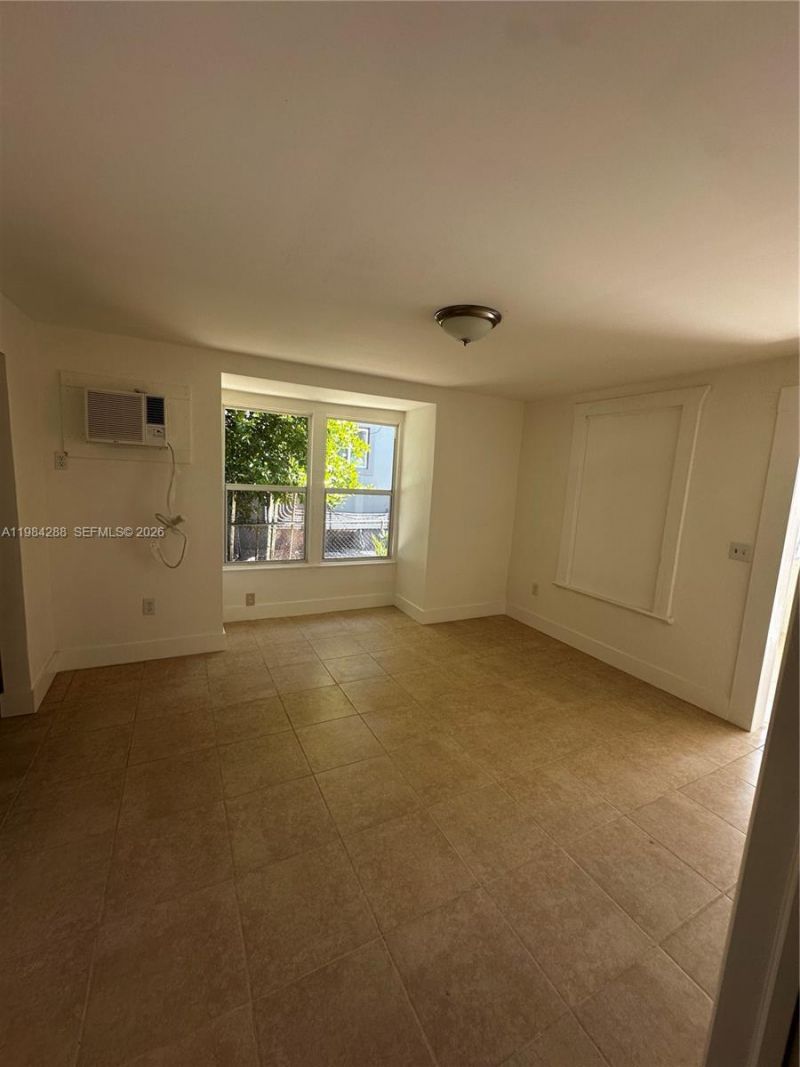 1919 SW 2nd St , Unit c, Miami, FL 33135 Photo