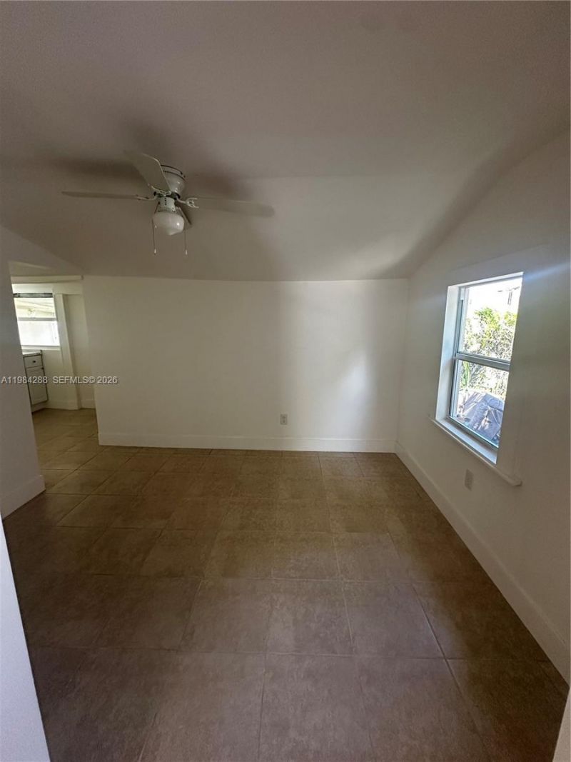 1919 SW 2nd St , Unit c, Miami, FL 33135 Photo