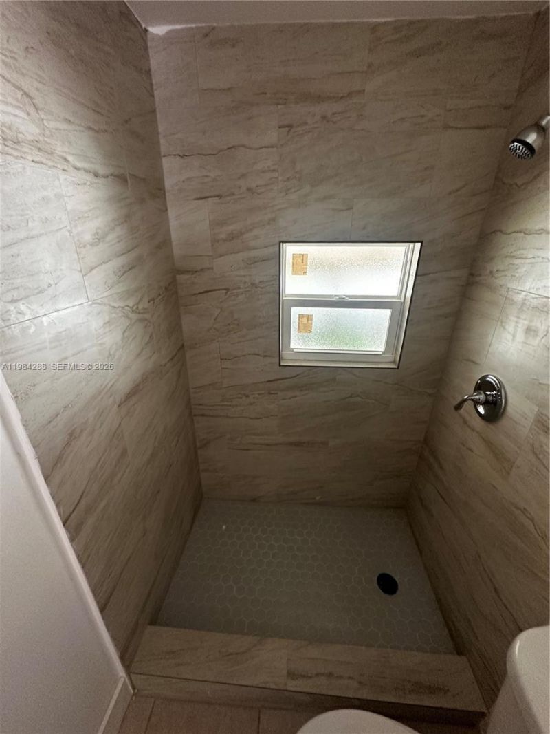 1919 SW 2nd St , Unit c, Miami, FL 33135 Photo