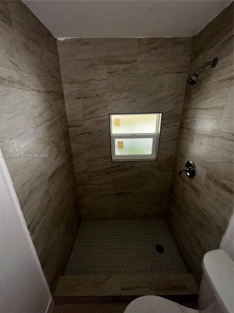 1919 SW 2nd St , Unit c, Miami, FL 33135 Photo