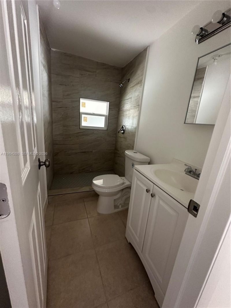 1919 SW 2nd St , Unit c, Miami, FL 33135 Photo