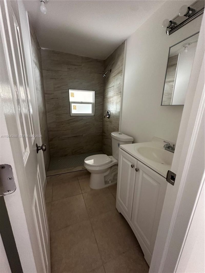 1919 SW 2nd St , Unit c, Miami, FL 33135 Photo