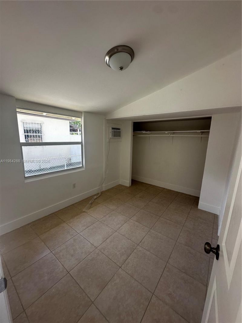 1919 SW 2nd St , Unit c, Miami, FL 33135 Photo