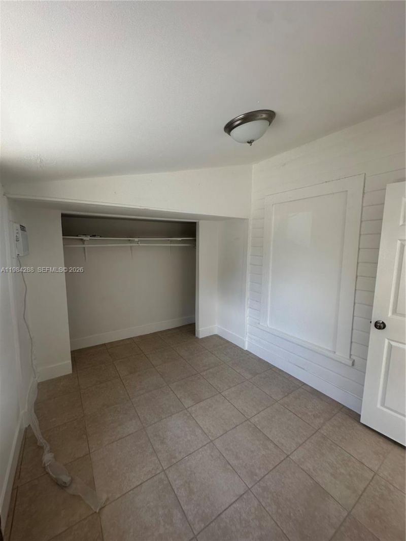 1919 SW 2nd St , Unit c, Miami, FL 33135 Photo