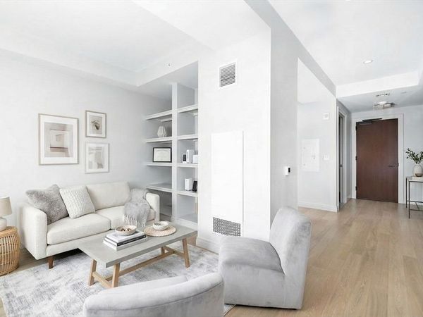 135 Seaport Blvd, Unit 718, Boston, MA 02210