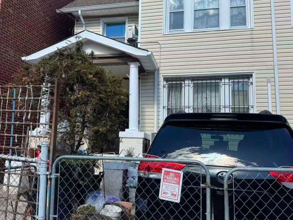 4131 Hampton Street , Elmhurst, NY 11373