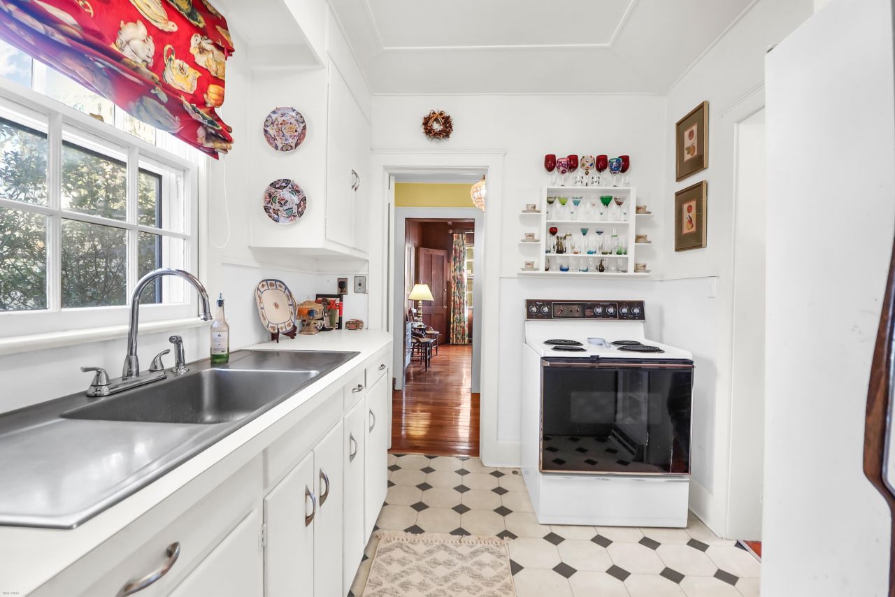 3 Shaftsbury Lane Photo 10