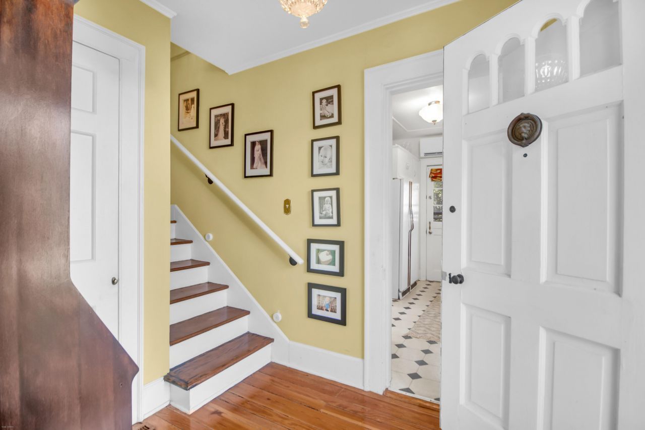 3 Shaftsbury Lane Photo 11