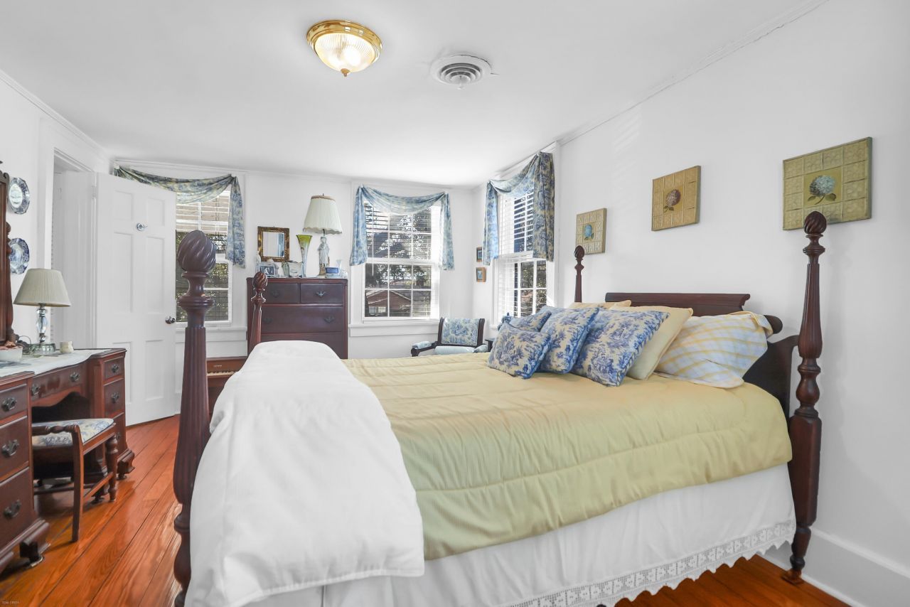 3 Shaftsbury Lane Photo 23