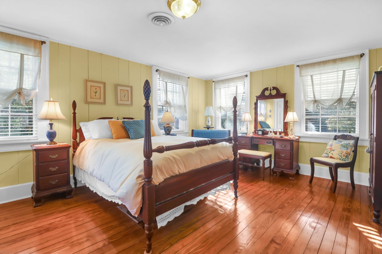 3 Shaftsbury Lane Photo 28