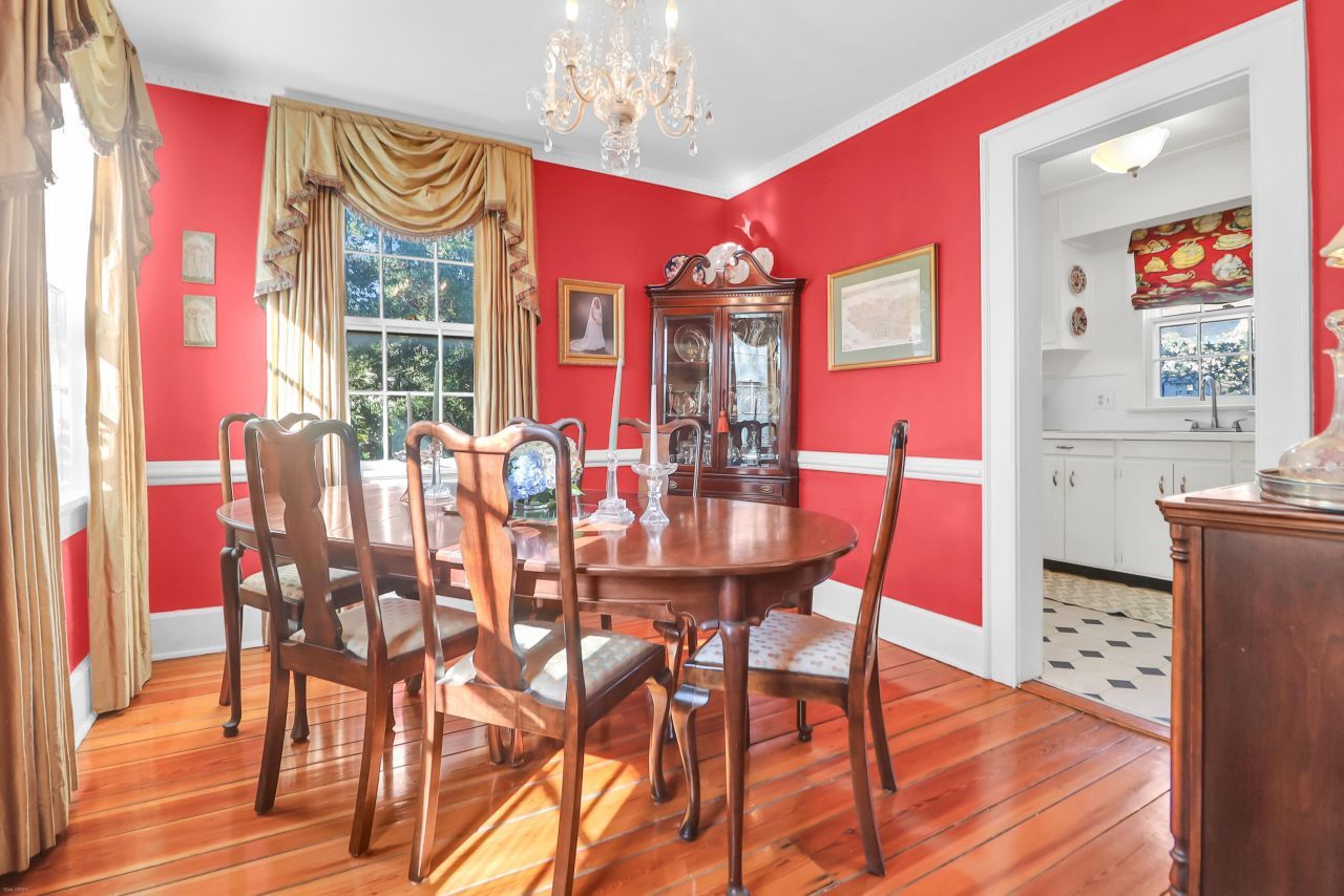 3 Shaftsbury Lane Photo 6