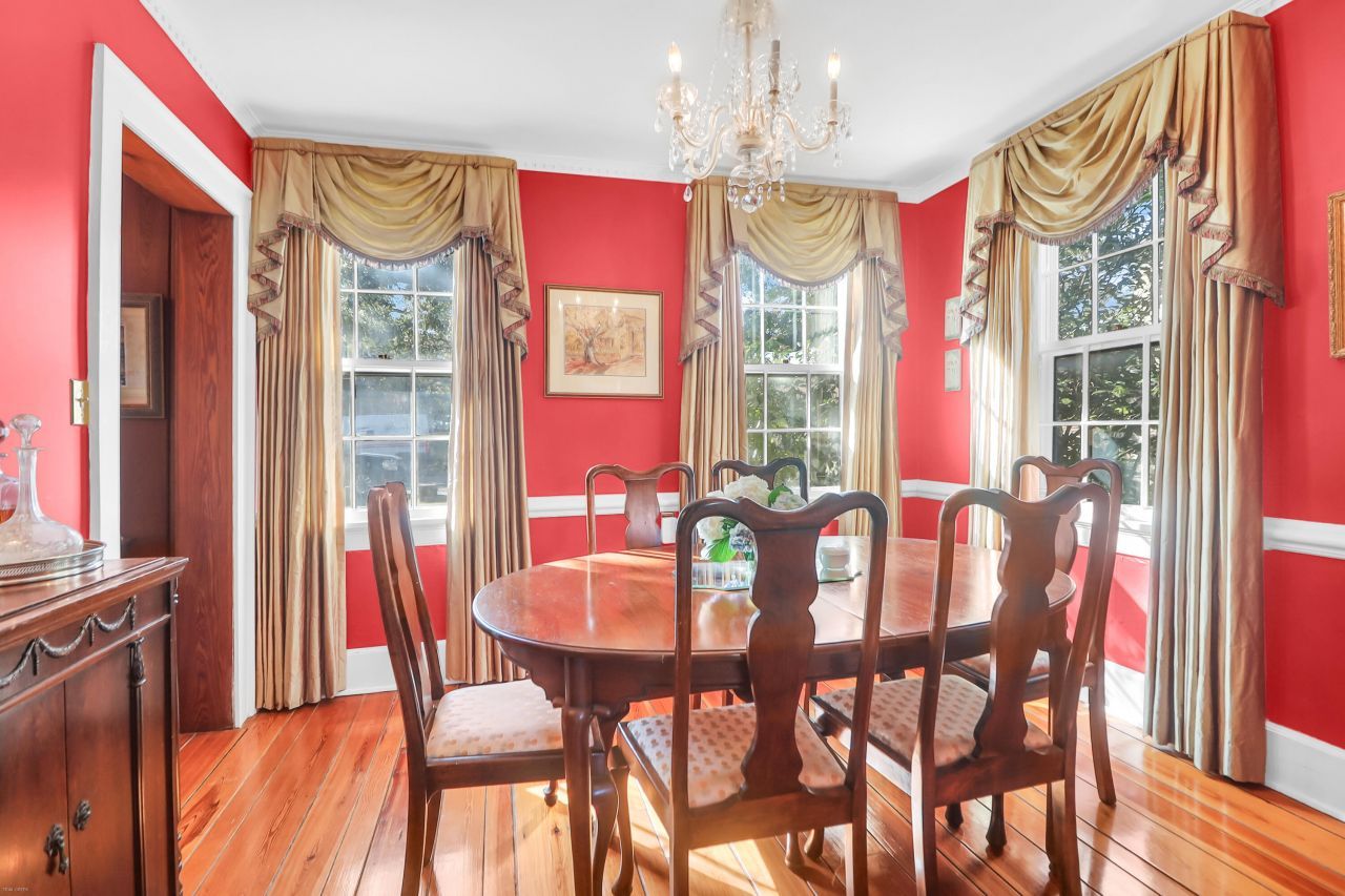 3 Shaftsbury Lane Photo 8