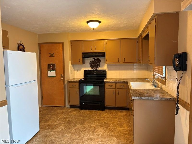 3700 Marshall Avenue, Lorain, OH 44053 Photo 20