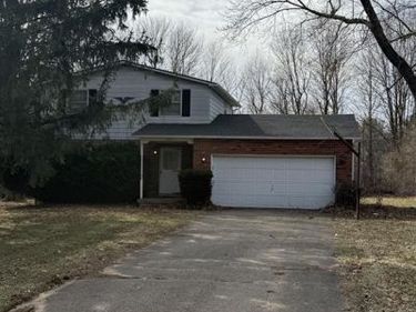 591 Gregory Drive, Lapeer Twp, MI 48446