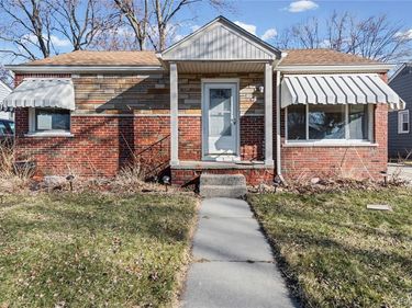 22459 Daniels Street, St. Clair Shores, MI 48081