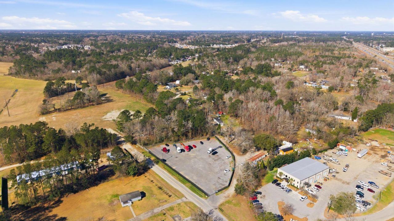 240 Acres Drive  Photo 4