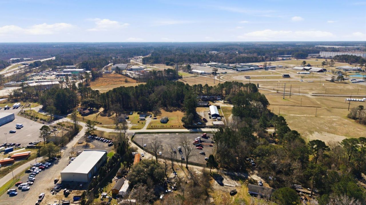 240 Acres Drive  Photo 8