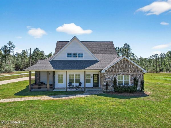 3855 Firetower Road, Kiln, MS 39556