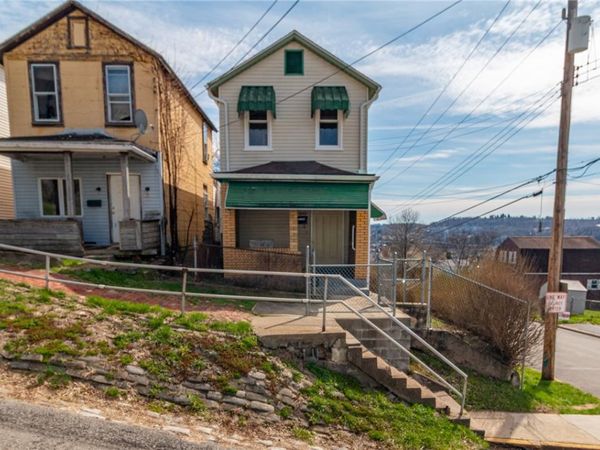 700 6th St, Glassport, PA 15045